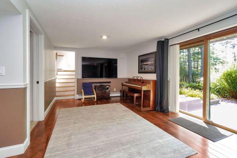 71 Hickory Hill Lane Oxford ME 04270