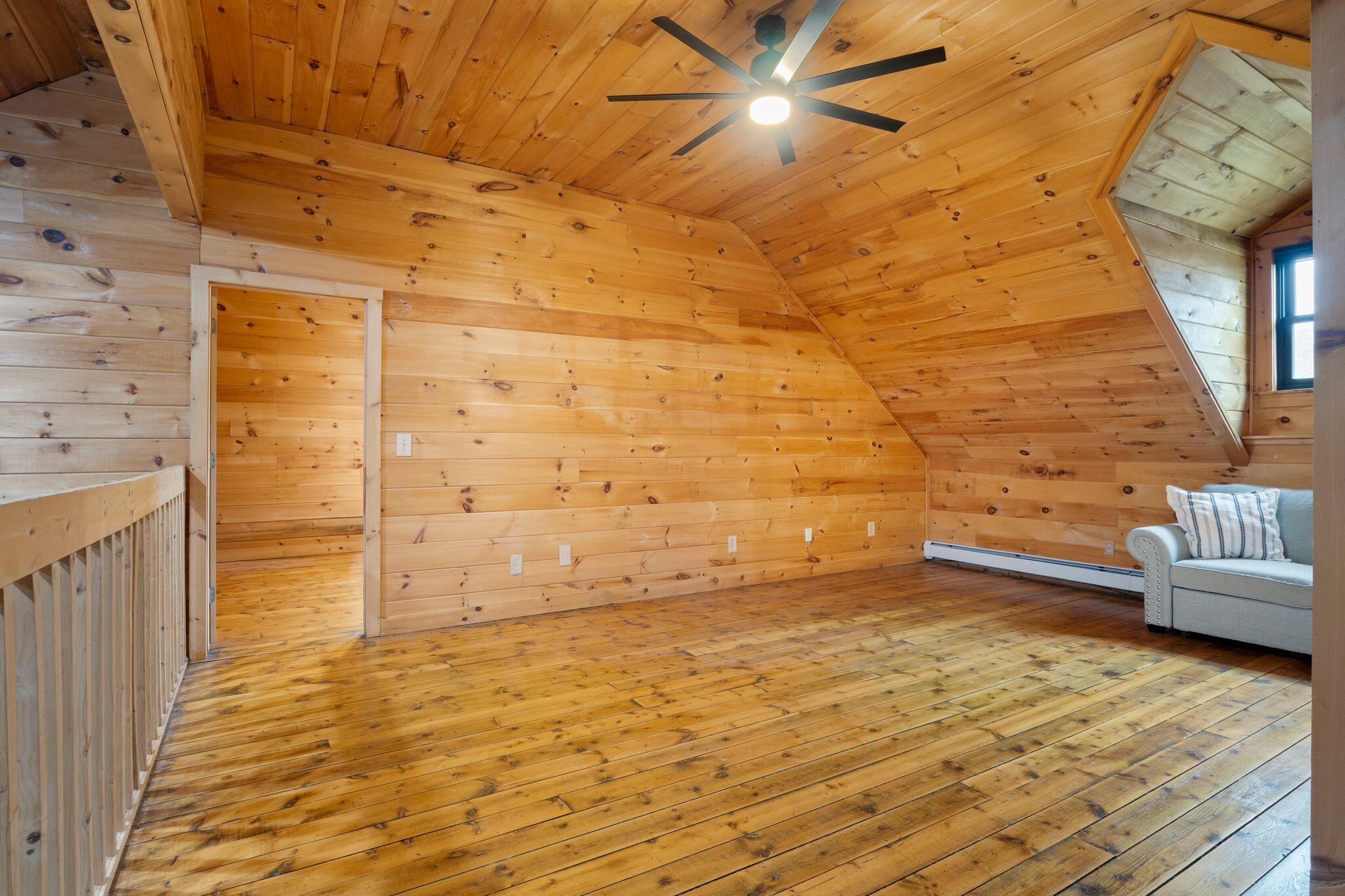 24 Suckerville Road Raymond ME 04071