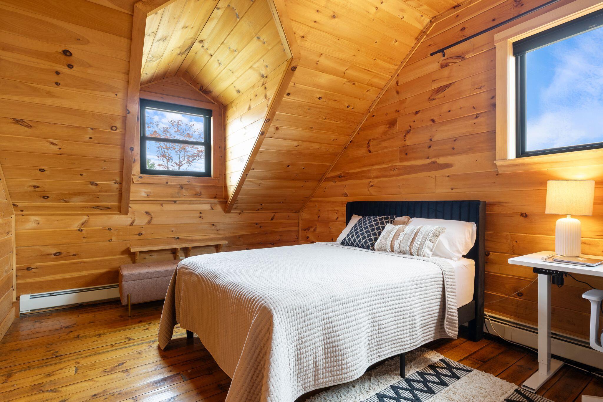 24 Suckerville Road Raymond ME 04071