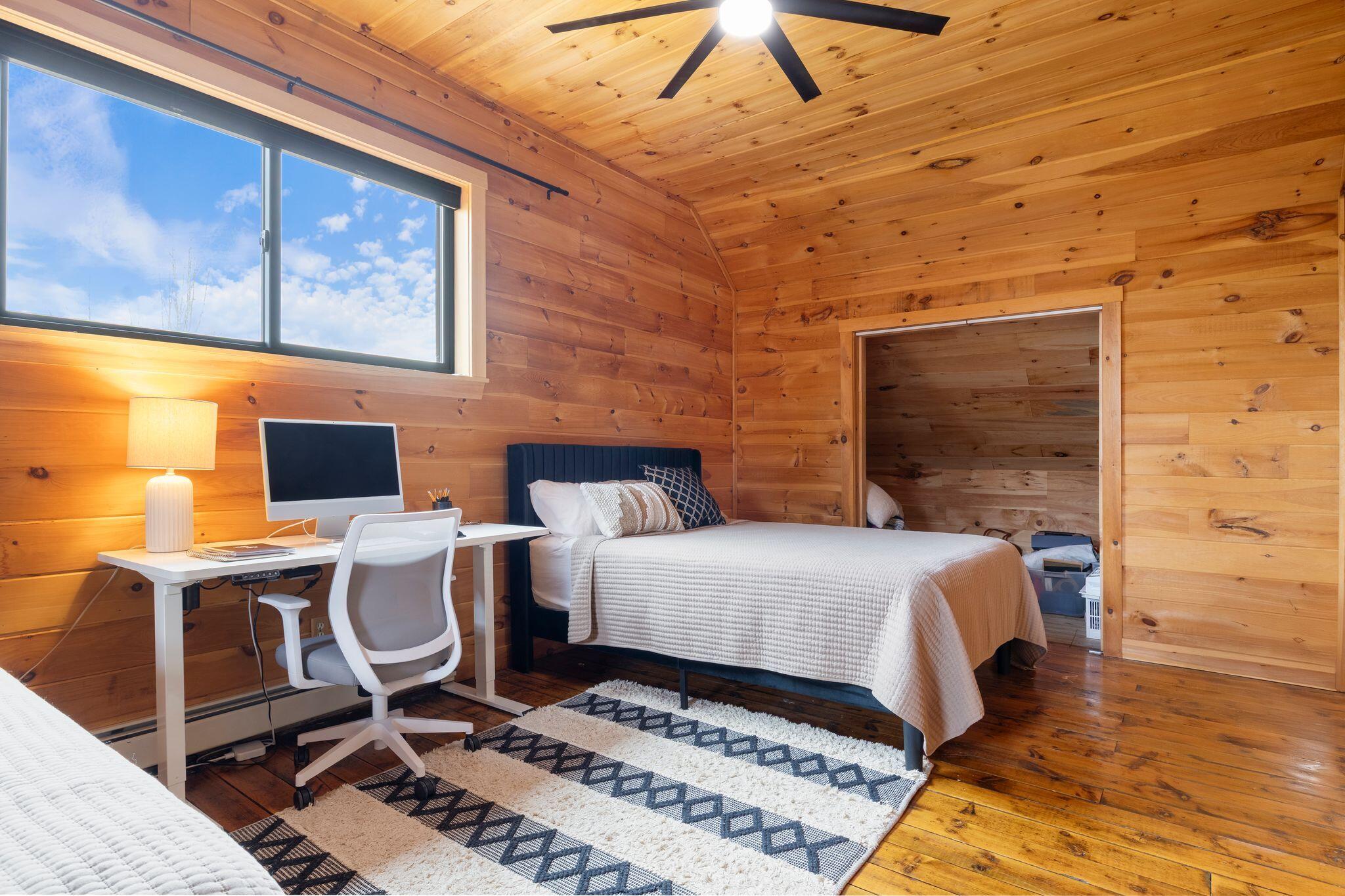 24 Suckerville Road Raymond ME 04071