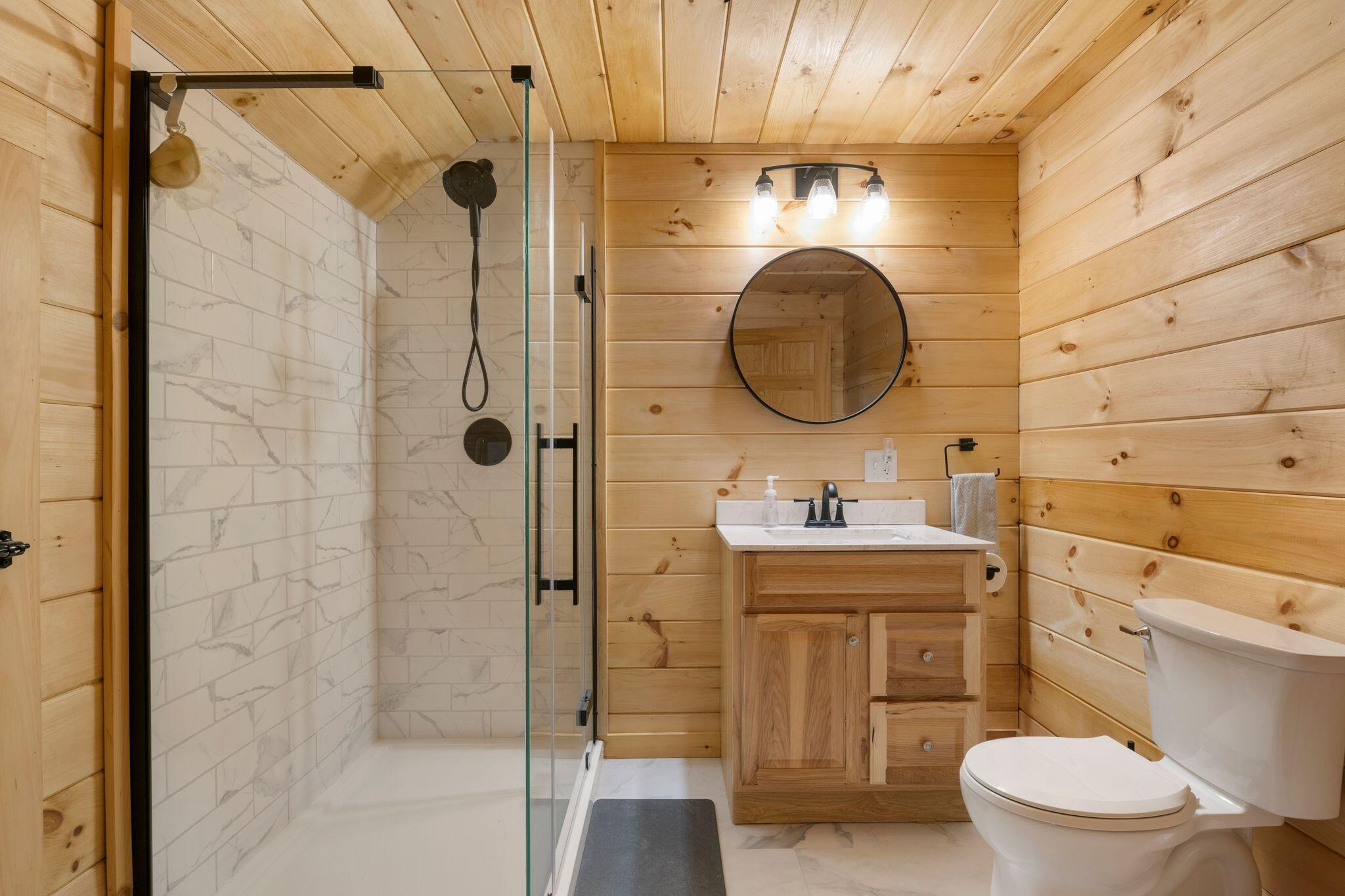 24 Suckerville Road Raymond ME 04071