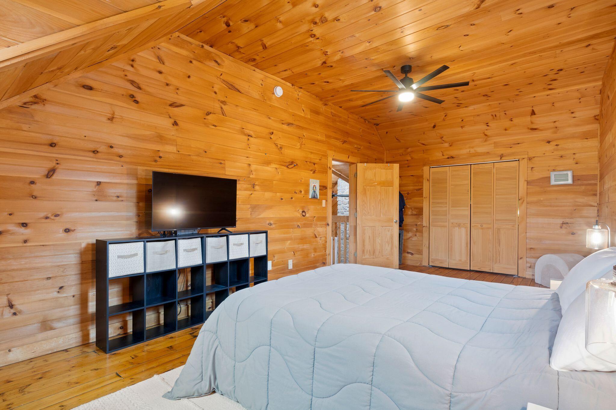 24 Suckerville Road Raymond ME 04071