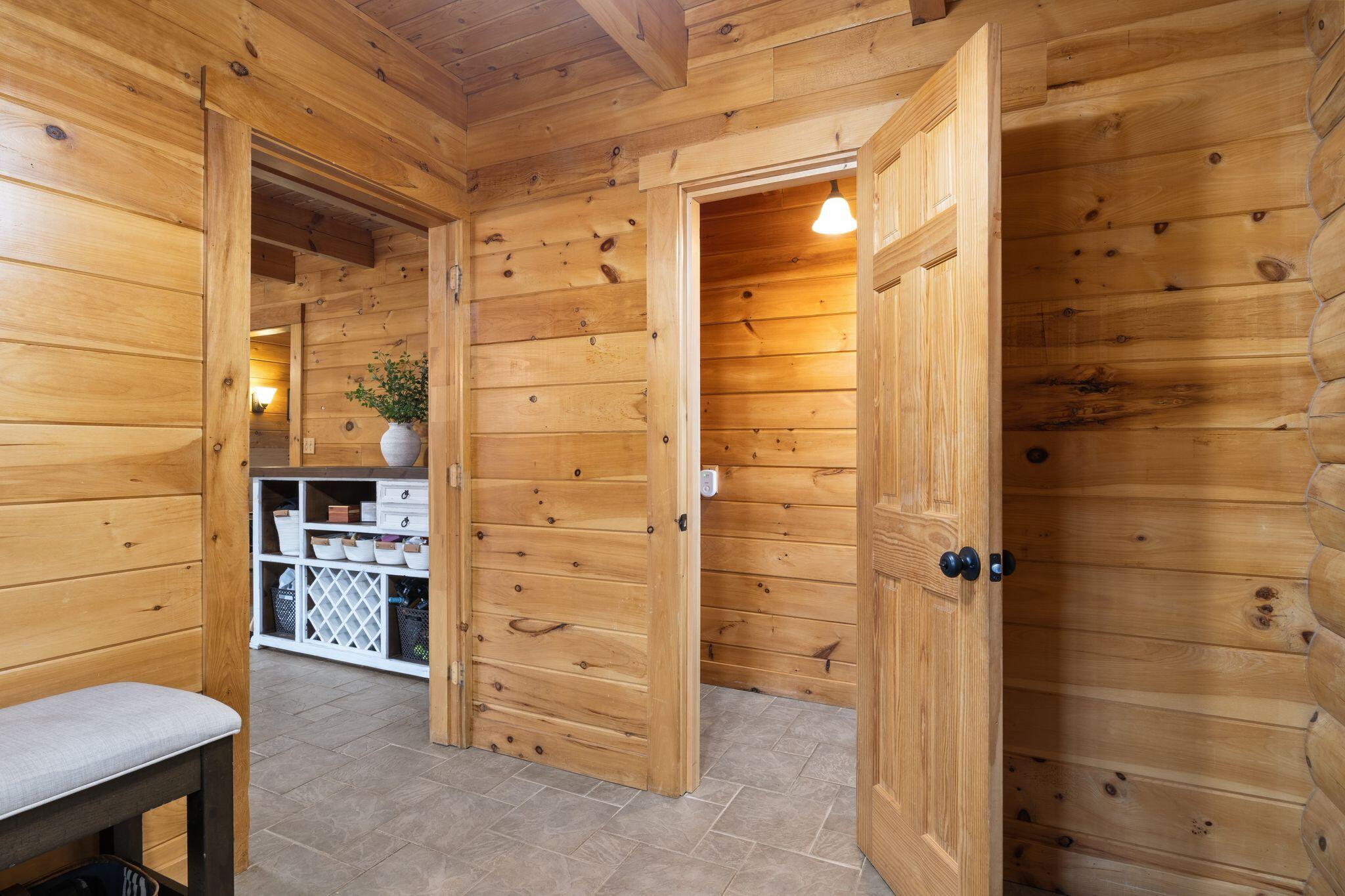 24 Suckerville Road Raymond ME 04071