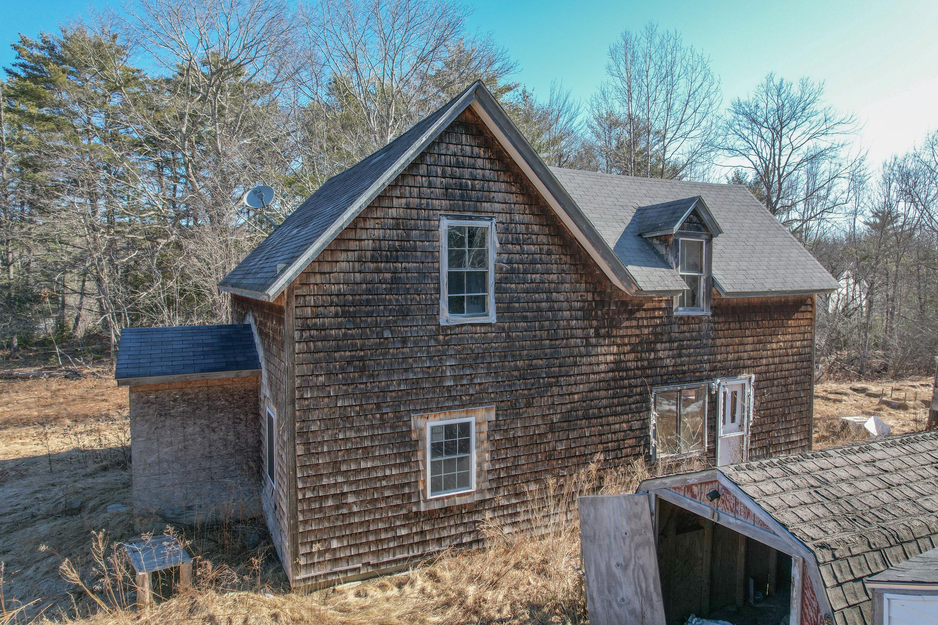 10 Dwelly Point Road Franklin ME 04634