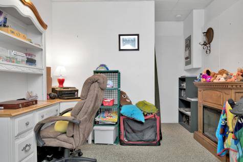 42 Hill Valley Road Poland ME 04274