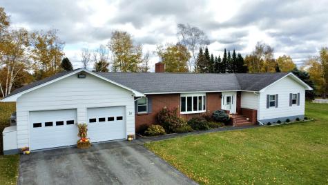 33 Lynn Drive Caribou ME 04736