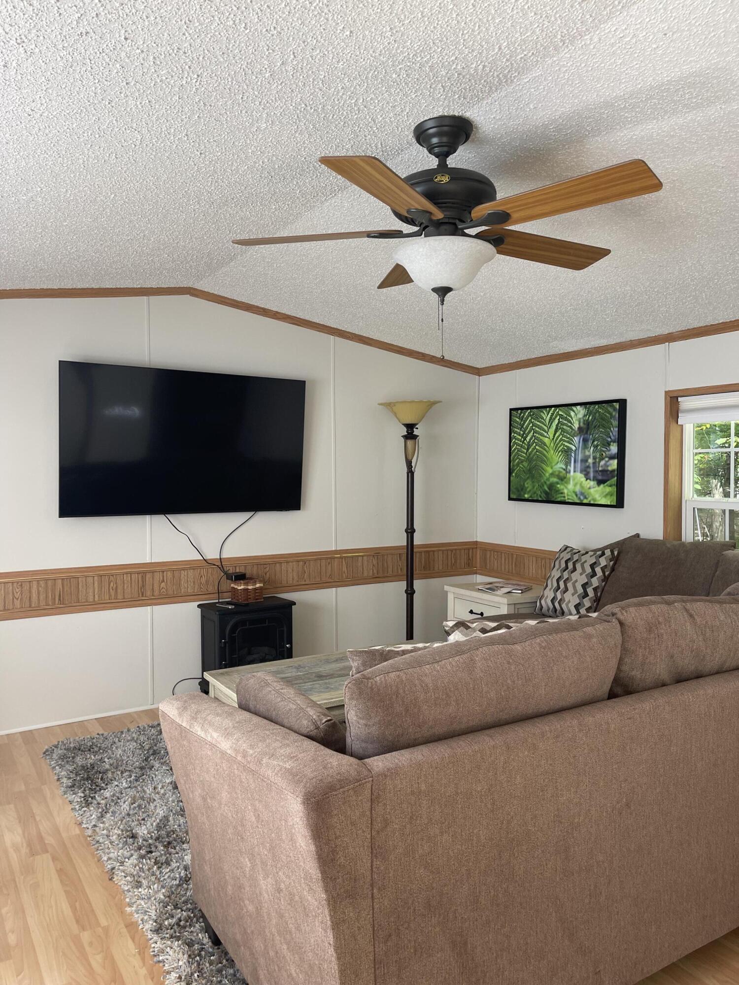 6 Donna Avenue Naples ME 04055