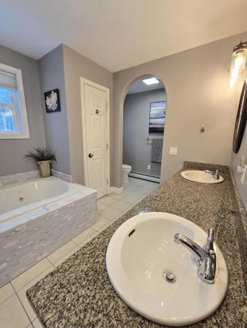 13 Sheffield Avenue Lewiston ME 04240