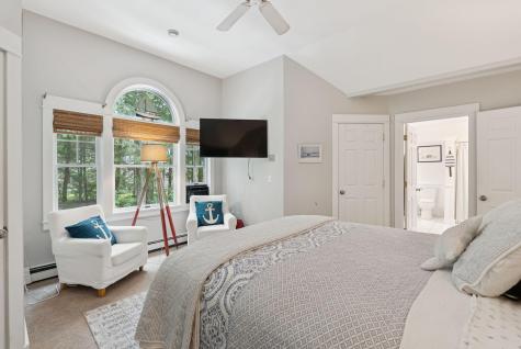 2 Valley Avenue Falmouth ME 04105