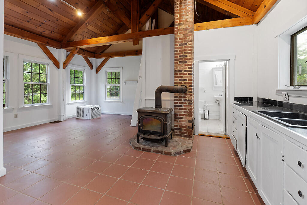 722 Belgrade Road Mount Vernon ME 04352