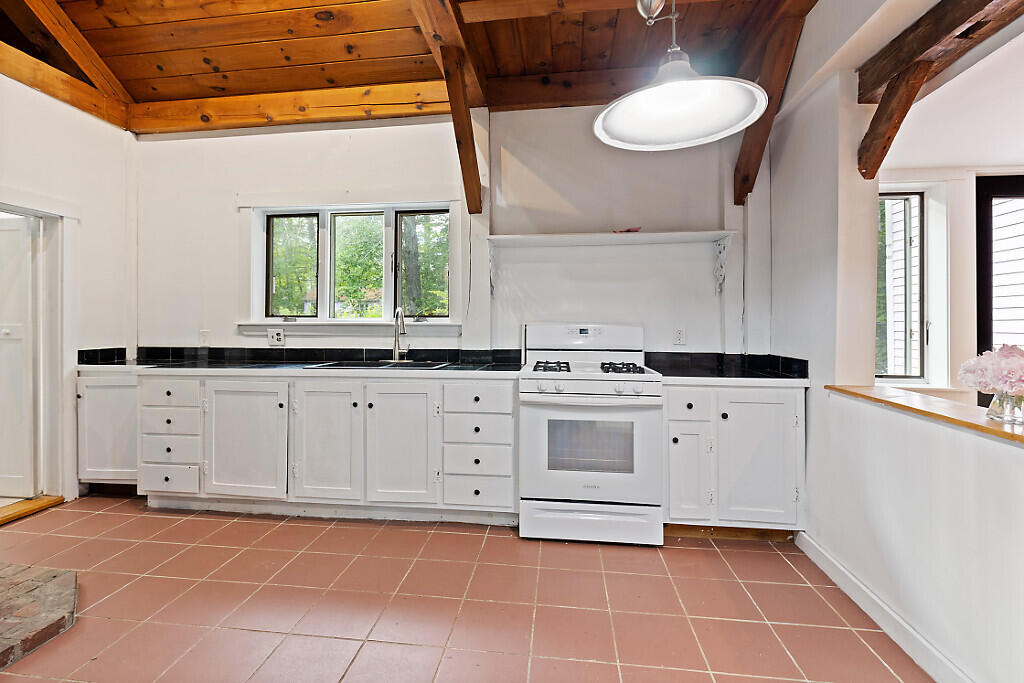 722 Belgrade Road Mount Vernon ME 04352
