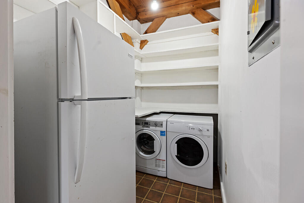 722 Belgrade Road Mount Vernon ME 04352