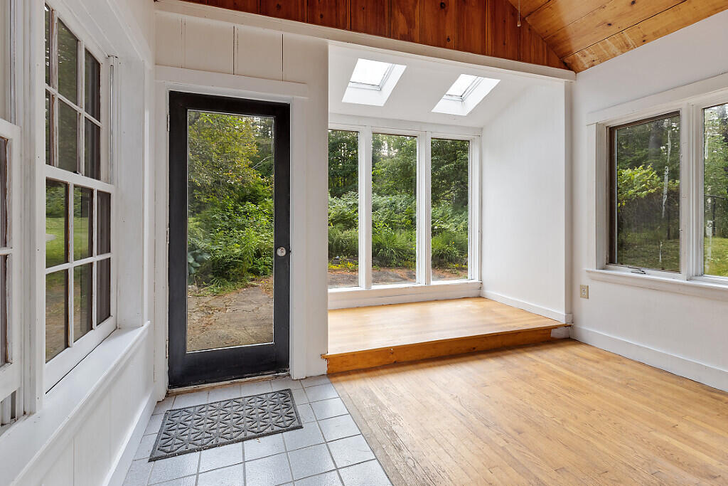 722 Belgrade Road Mount Vernon ME 04352