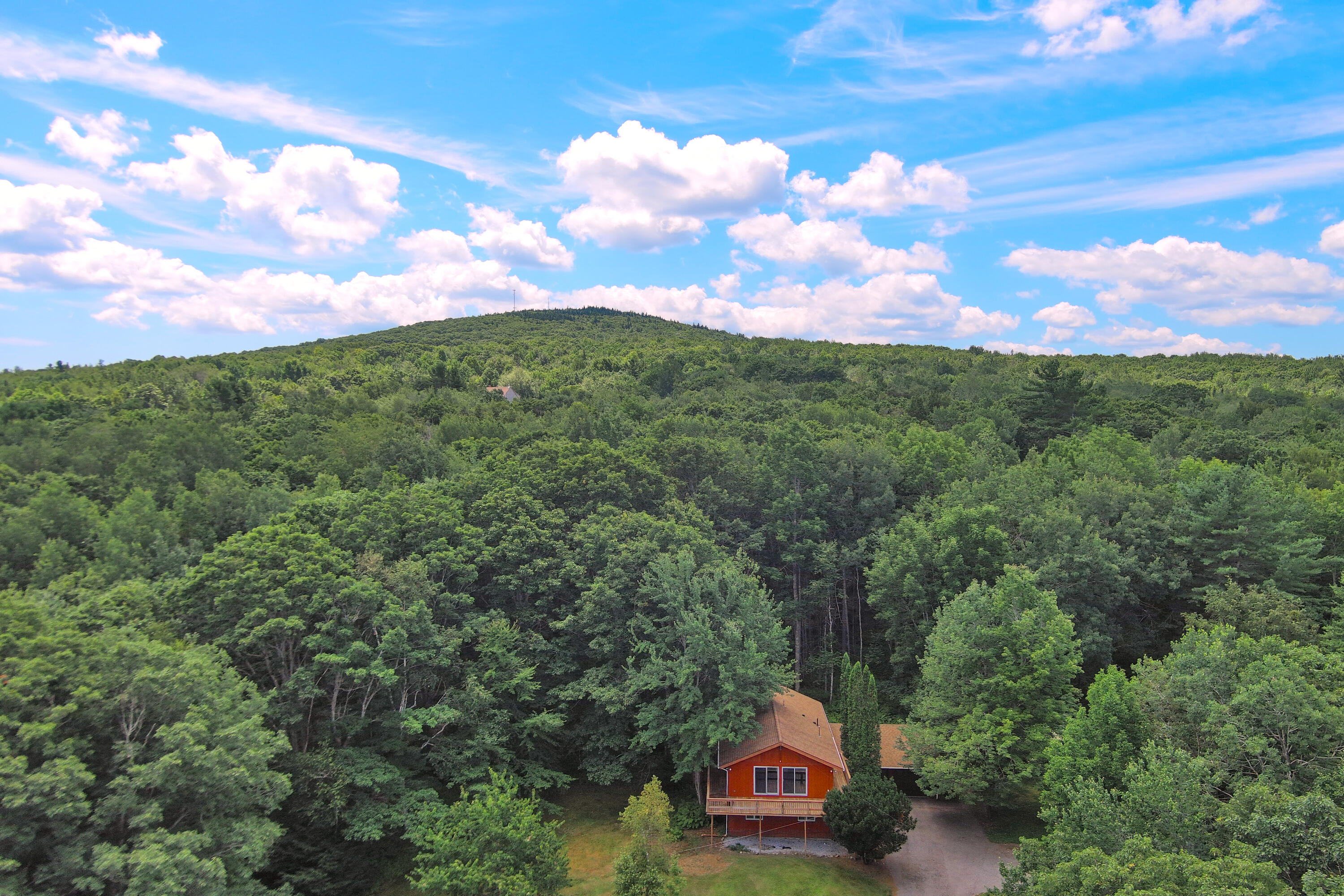 648 Camden Road Hope ME 04847