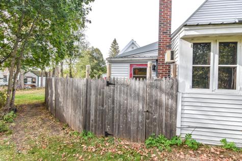 25 Hancock Avenue Hiram ME 04041