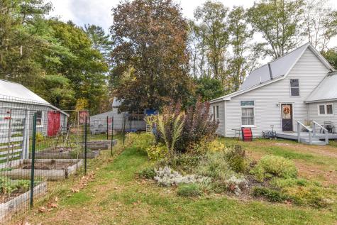 25 Hancock Avenue Hiram ME 04041