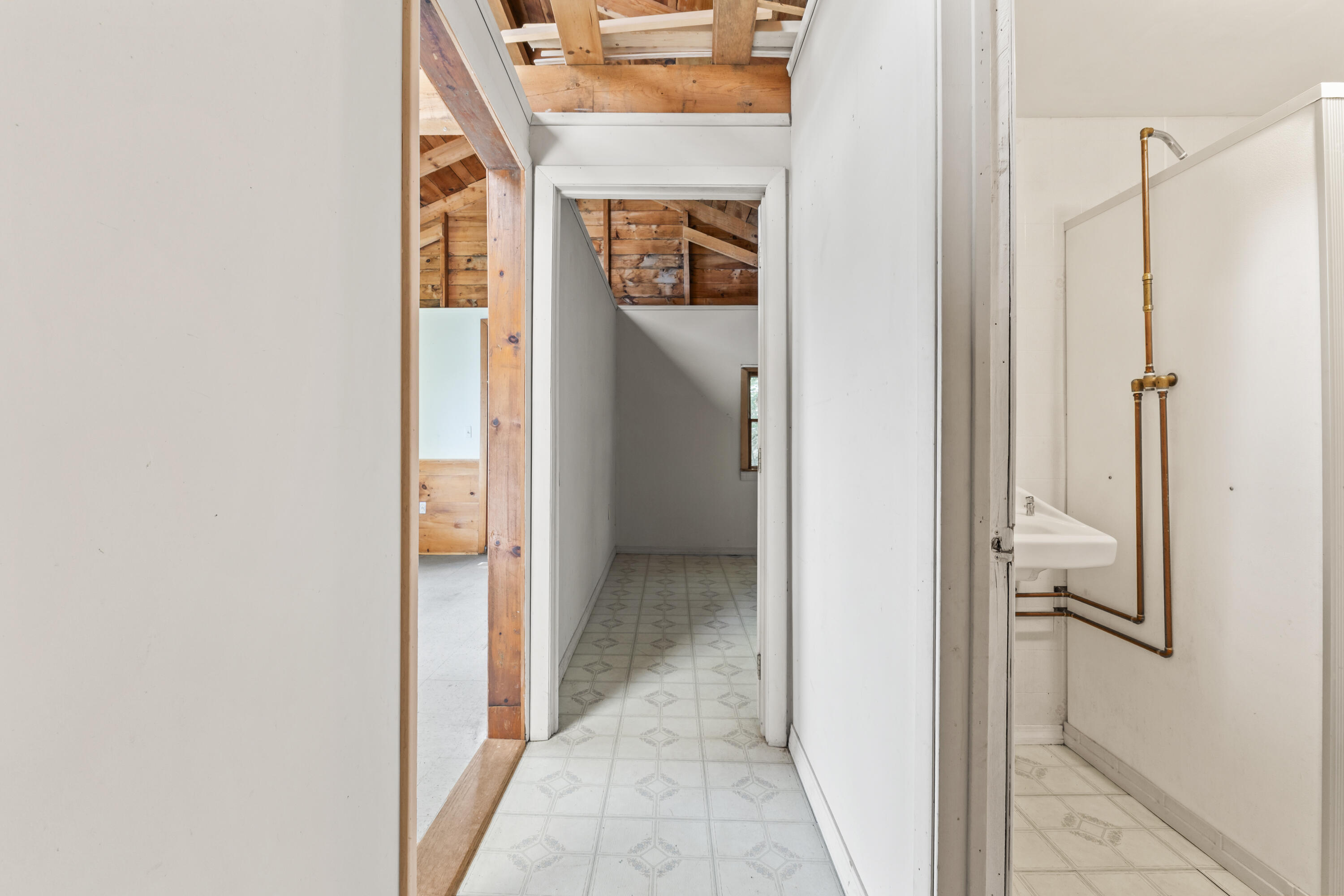 126 Snell Shore Palermo ME 04354