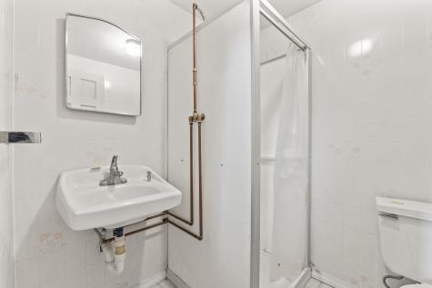 126 Snell Shore Palermo ME 04354