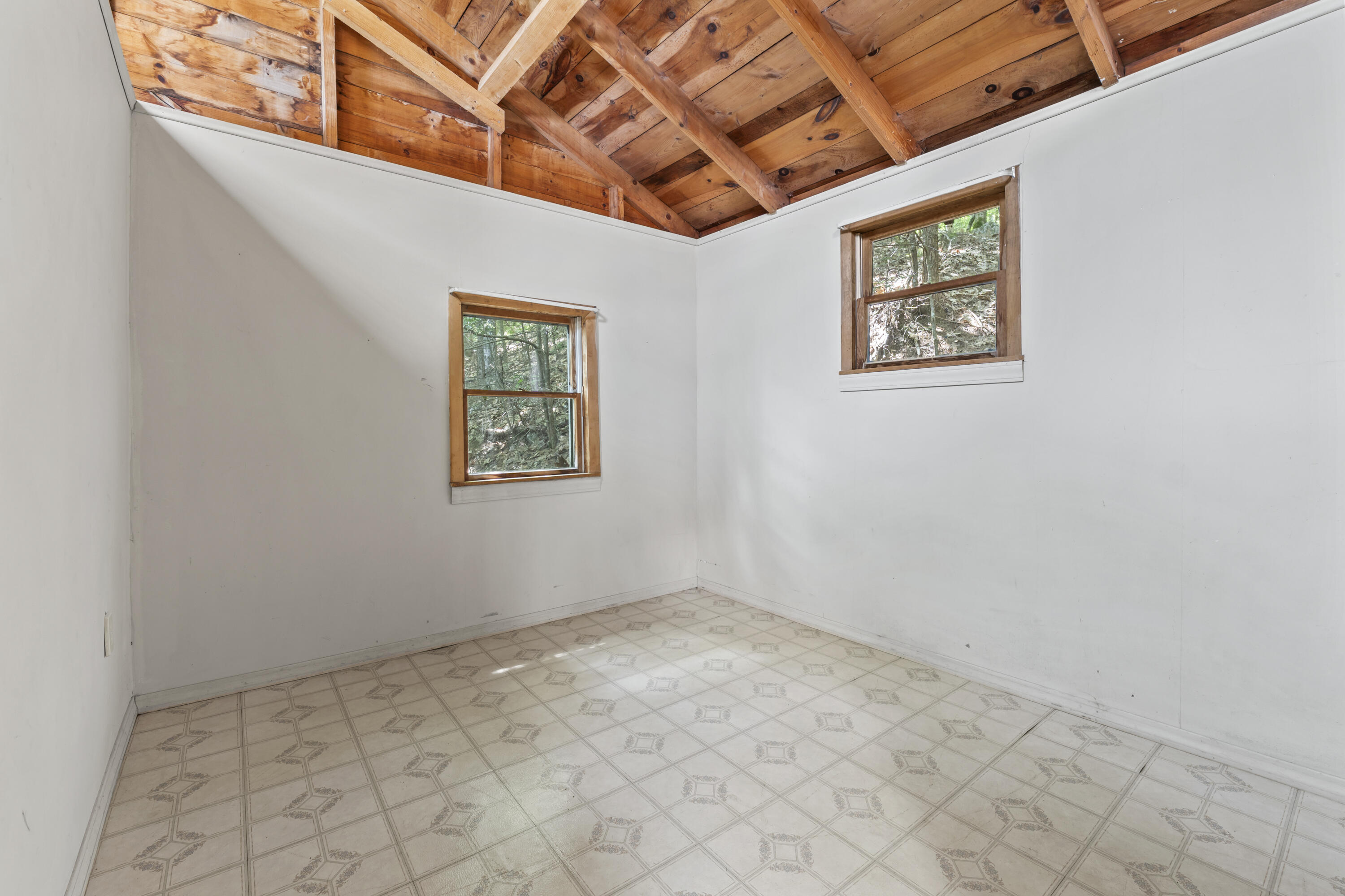 126 Snell Shore Palermo ME 04354