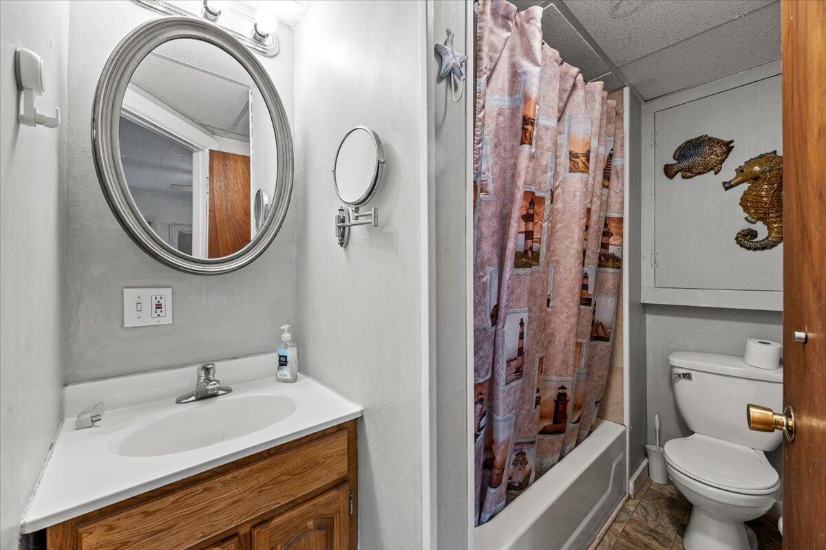 22 Wesley Avenue Old Orchard Beach ME 04064