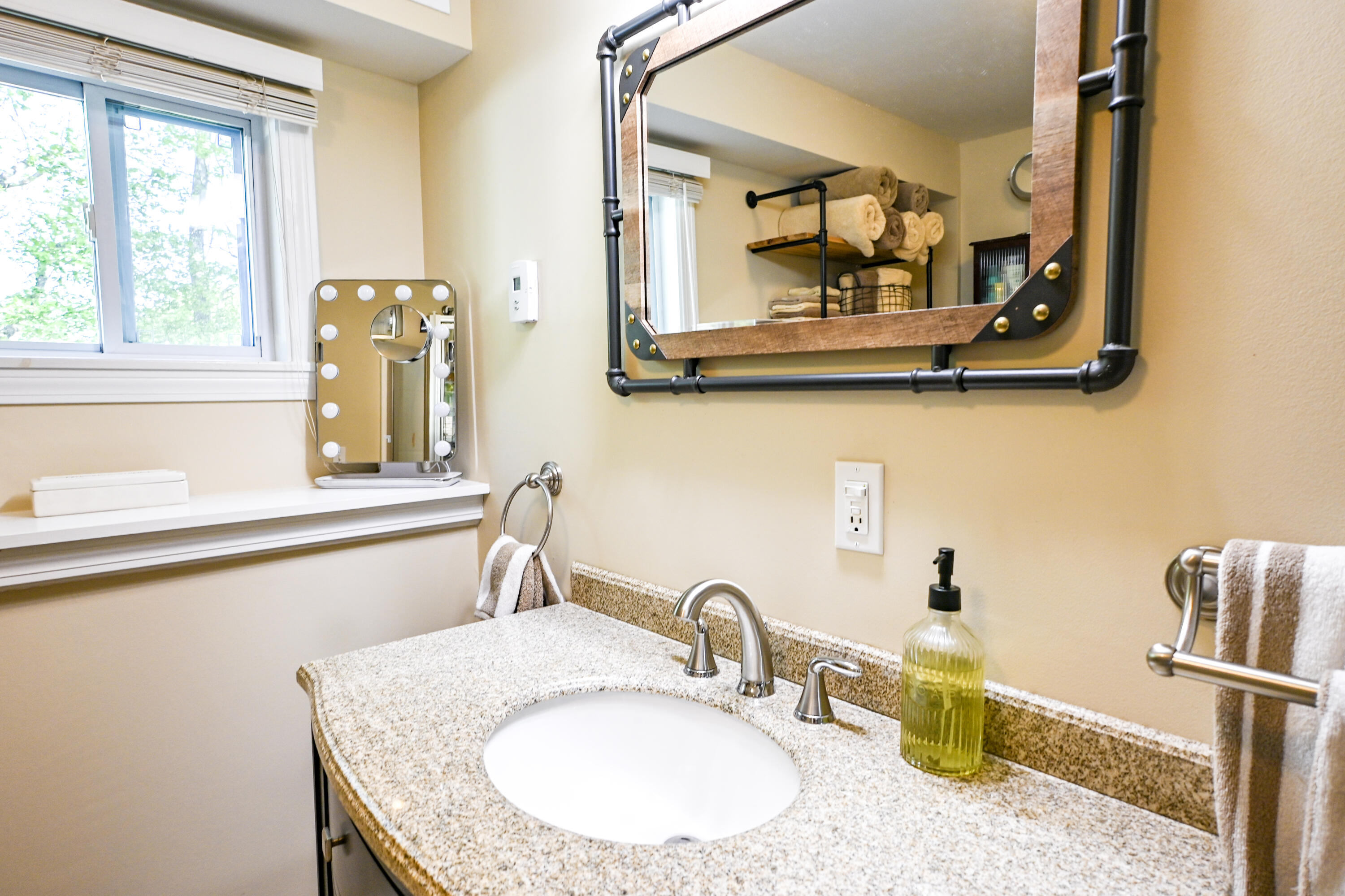 77 Carter Street Portland ME 04103