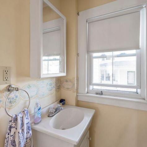 12 Dane Street Kennebunk ME 04043