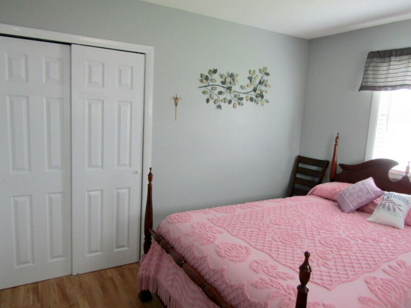 32 Gina Street Lewiston ME 04240
