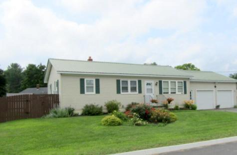 32 Gina Street Lewiston ME 04240