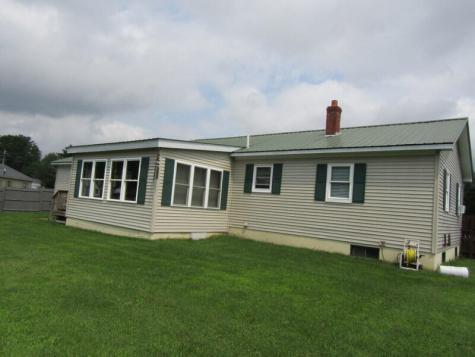 32 Gina Street Lewiston ME 04240