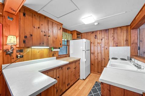 64 53rd Fire Road China ME 04358