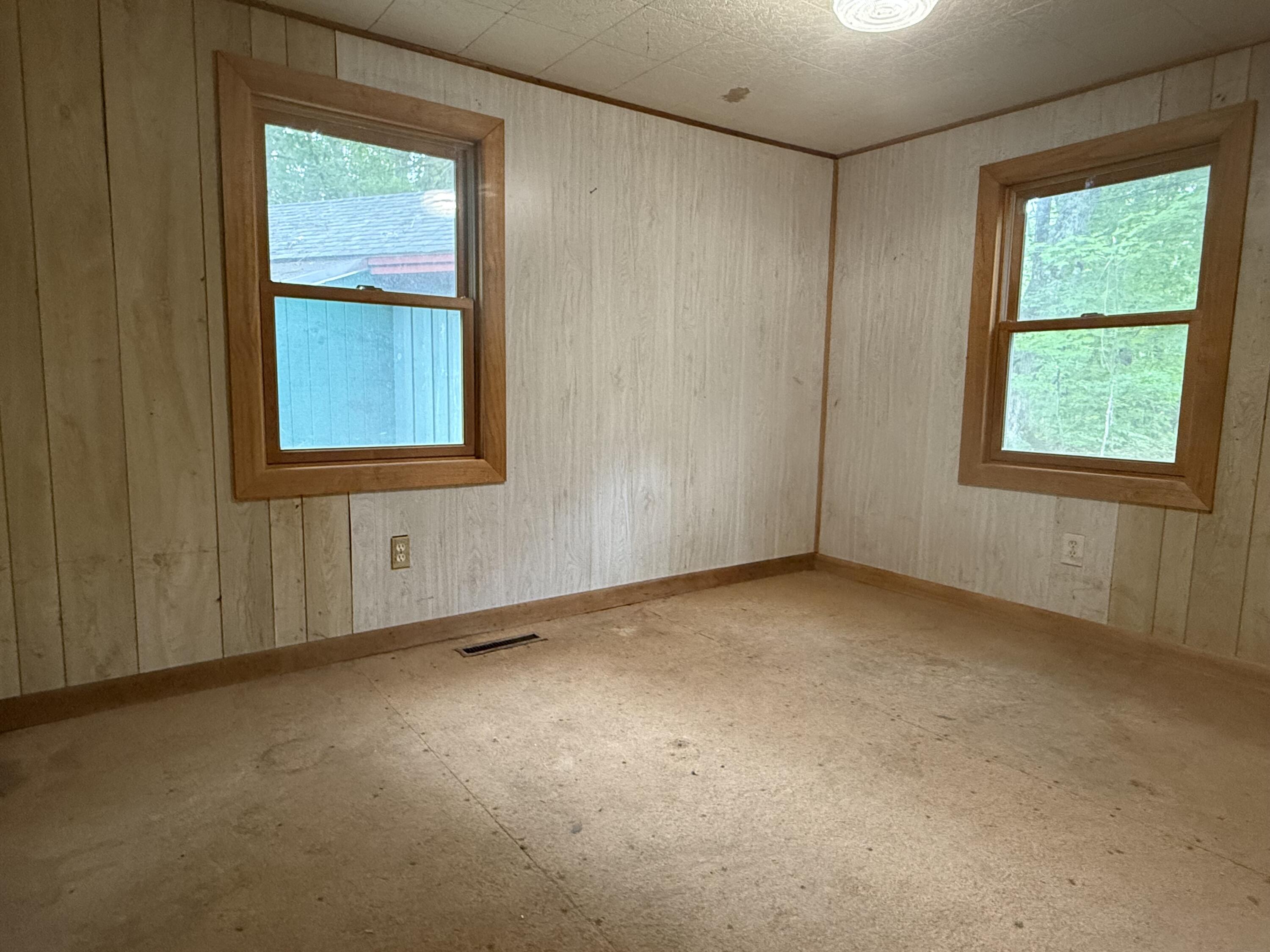 50 Lewis Road Kittery ME 03904