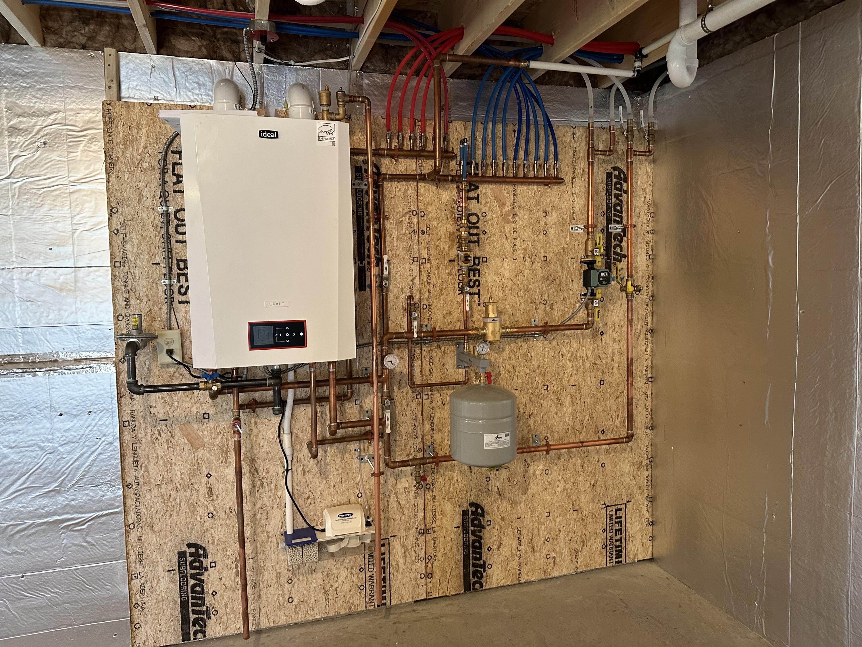 39 Village Circle Augusta ME 04330