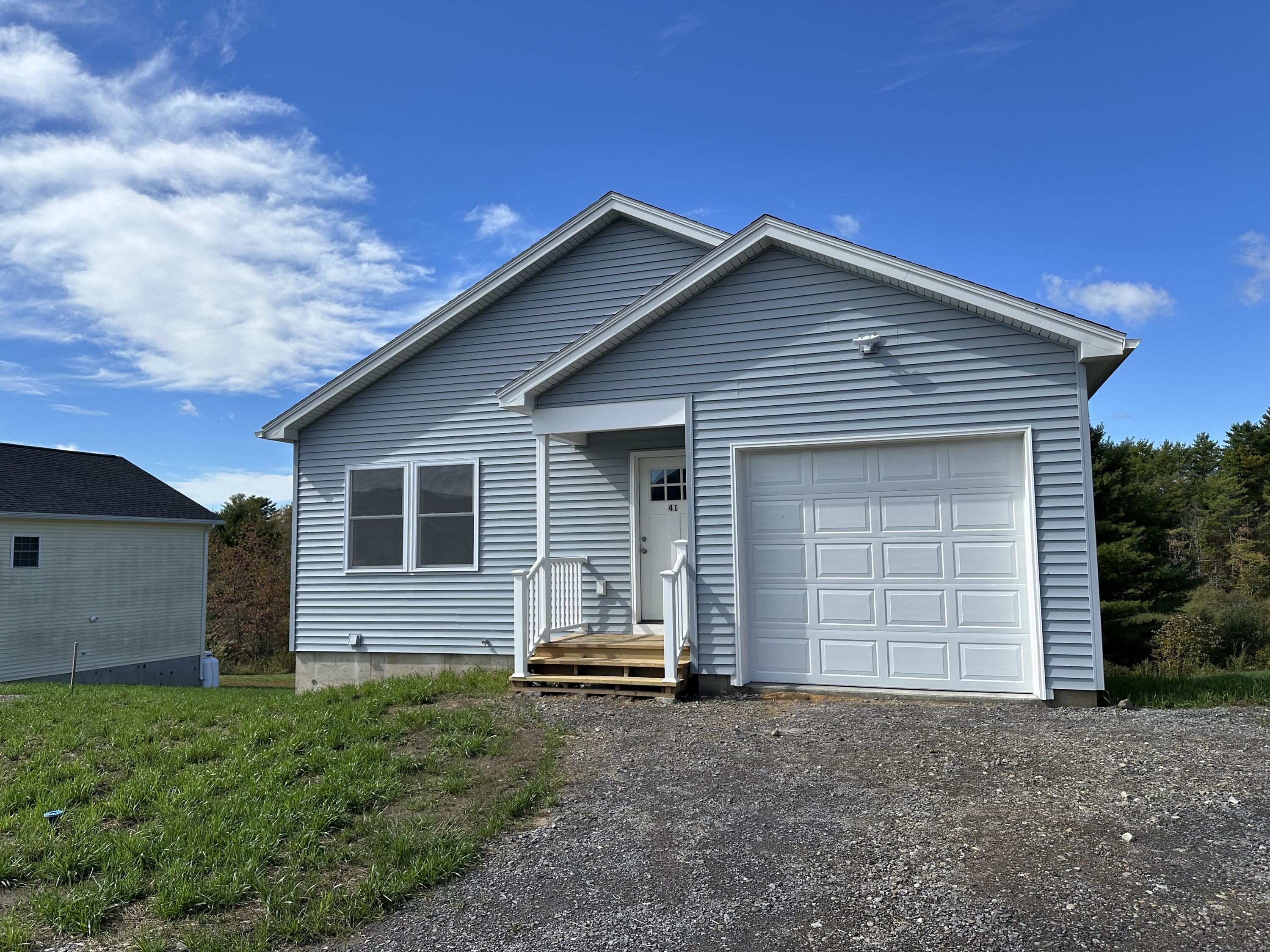 39 Village Circle Augusta ME 04330