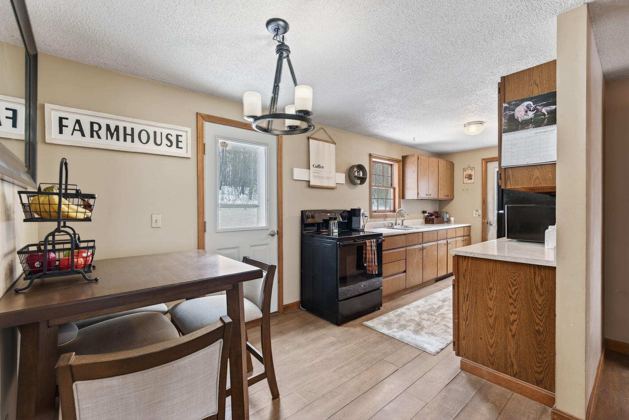 3187 Middle Road Sidney ME 04330