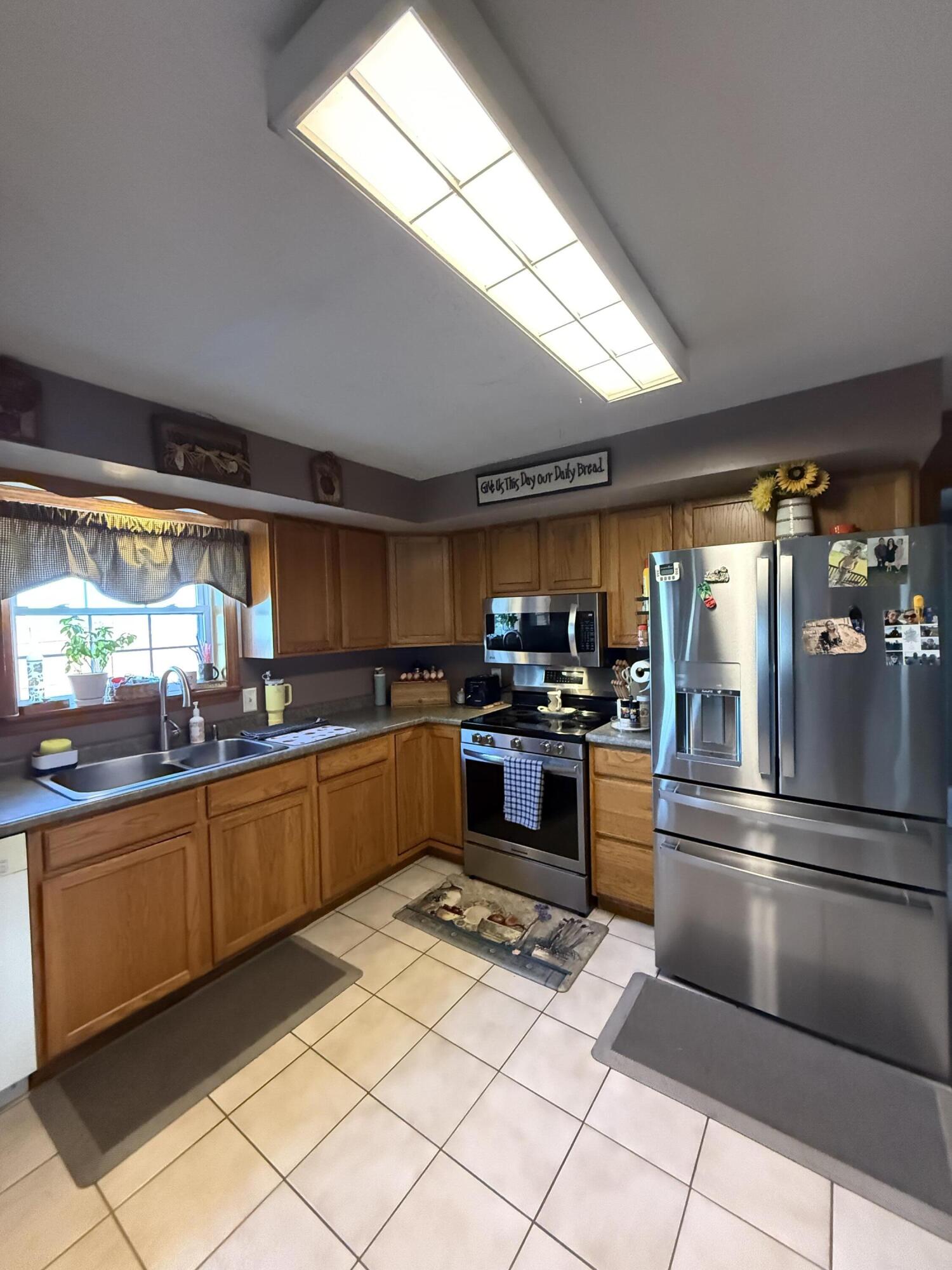 257 Pleasant View Ridge Road China ME 04358