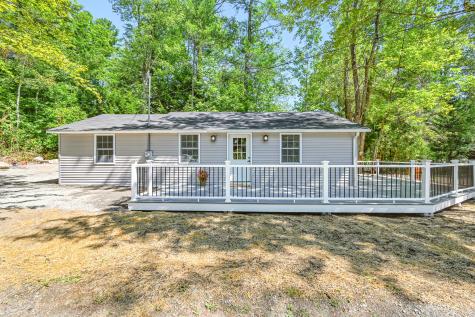 82 Sunflower Lane Sidney ME 04330