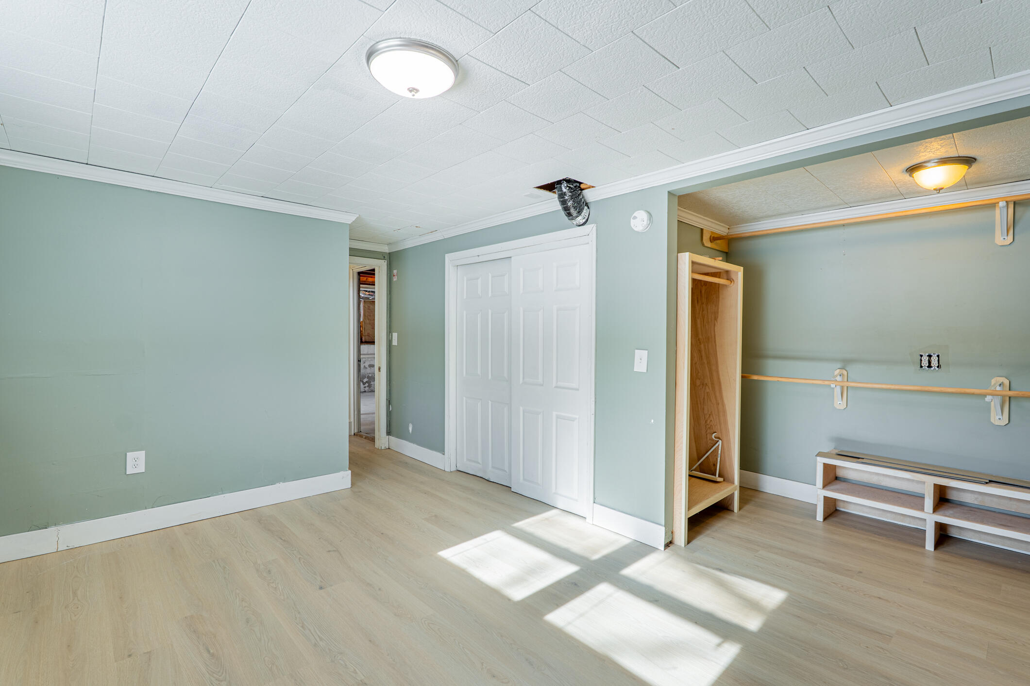 18 Eaton Drive Buxton ME 04093