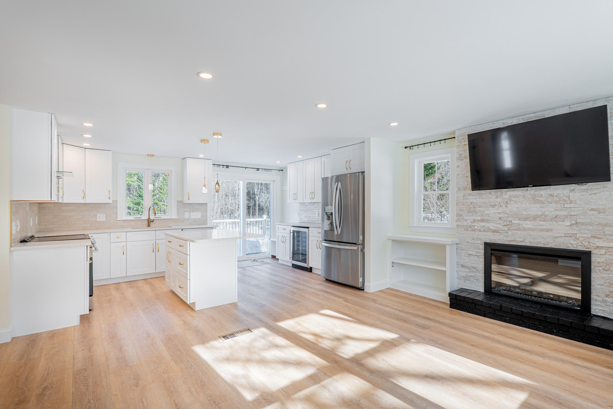 18 Eaton Drive Buxton ME 04093