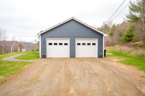 2 Howards Lane Windsor ME 04363