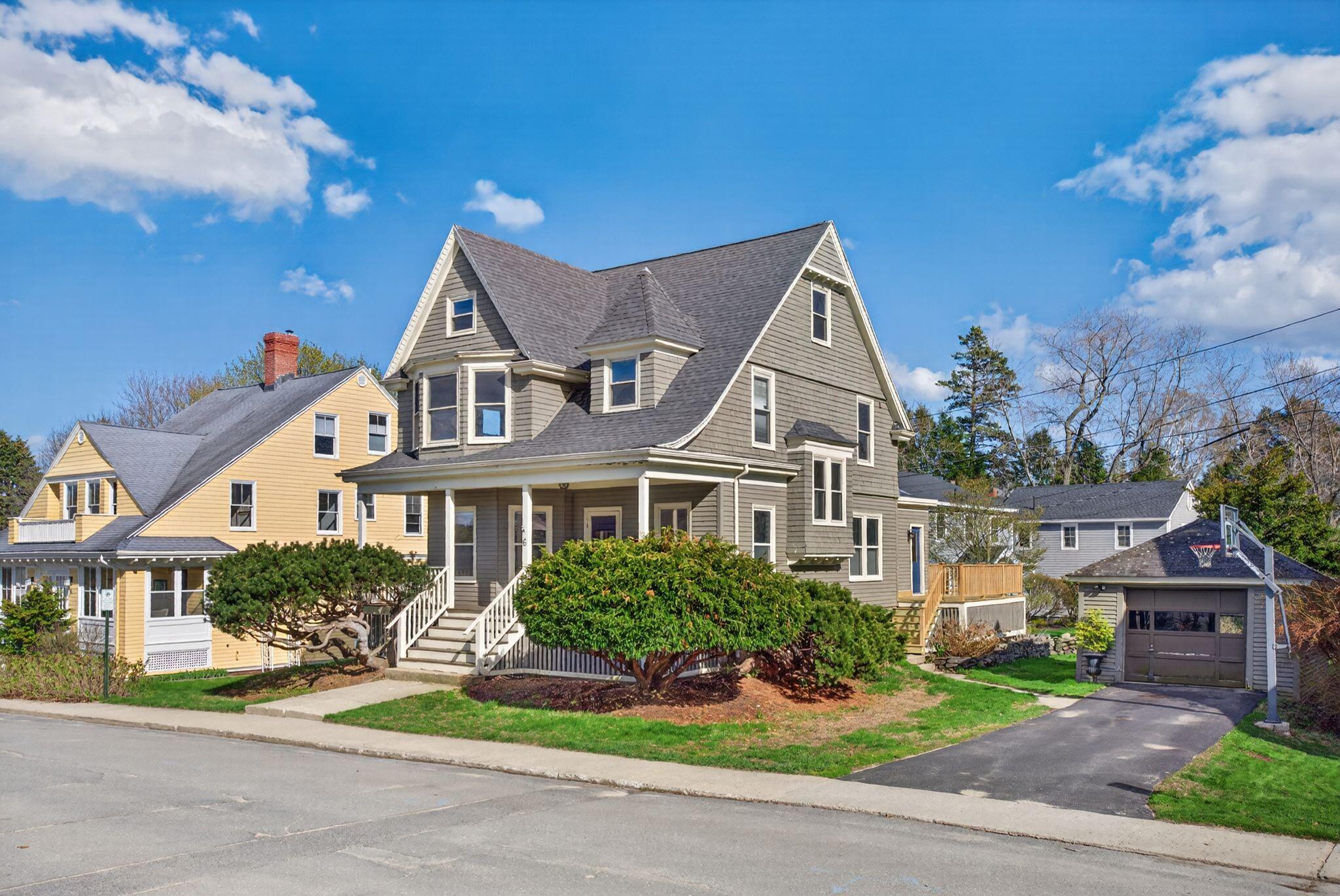 6 Sea View Avenue Cape Elizabeth ME 04107