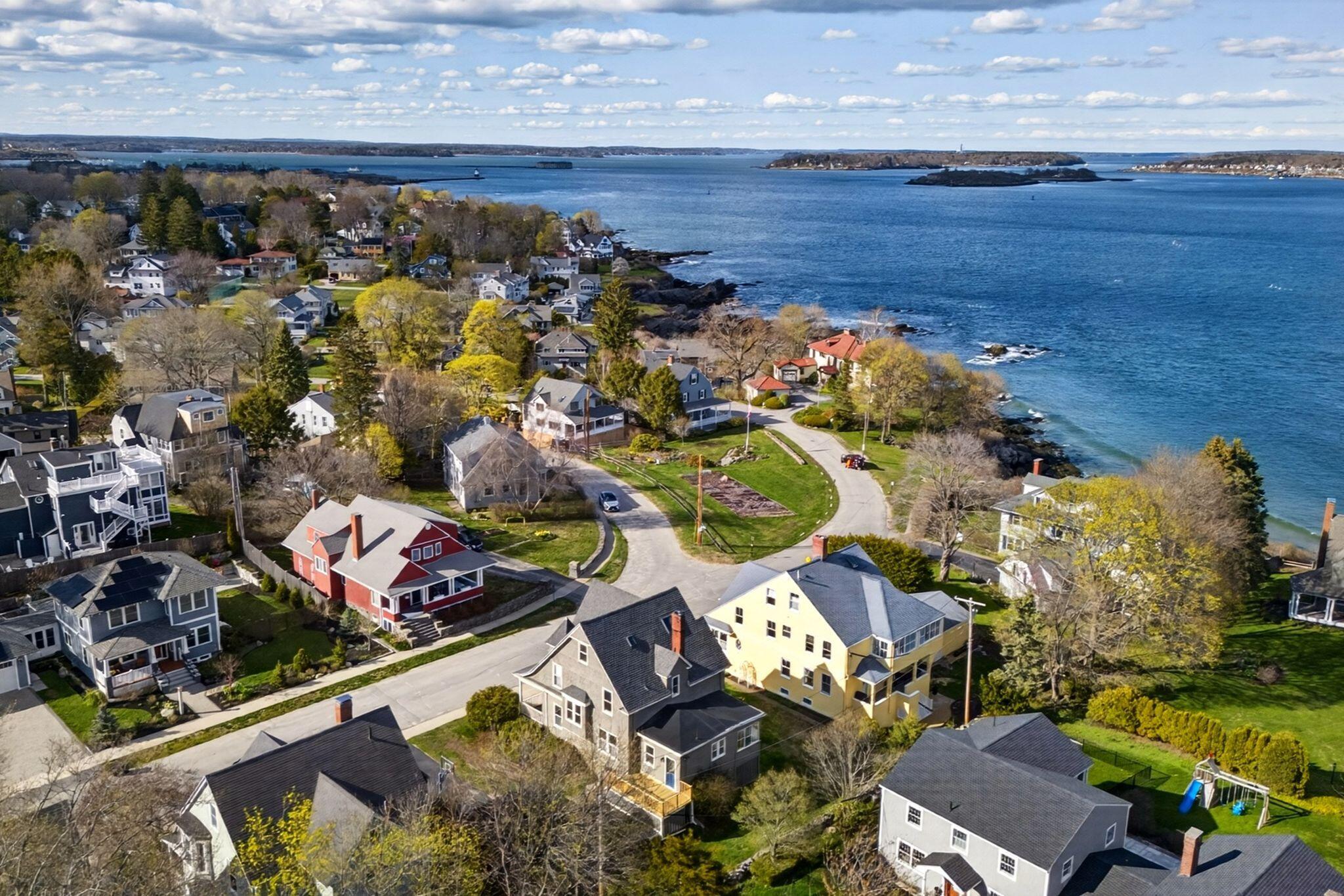 6 Sea View Avenue Cape Elizabeth ME 04107