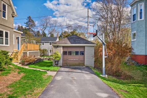 6 Sea View Avenue Cape Elizabeth ME 04107