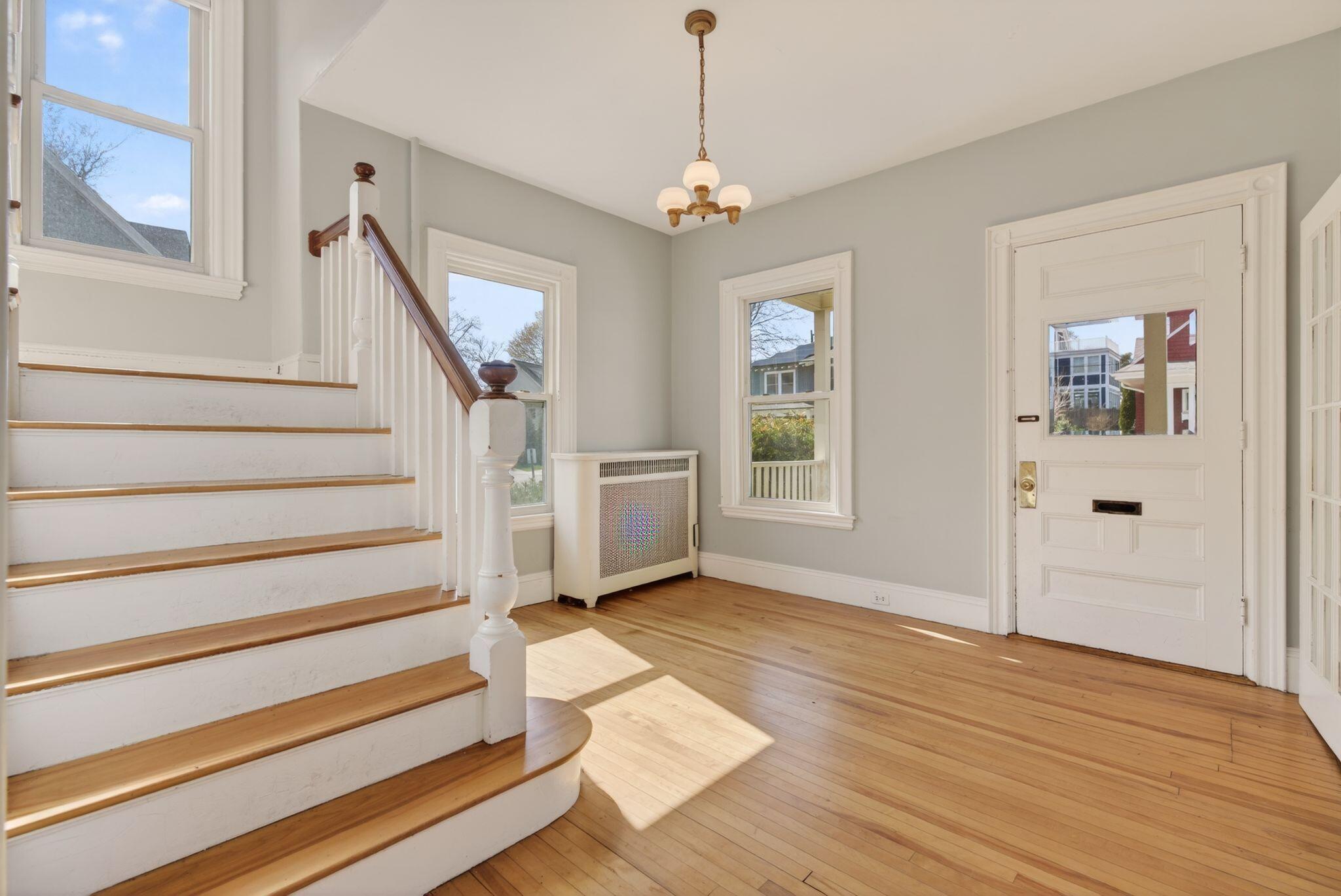 6 Sea View Avenue Cape Elizabeth ME 04107