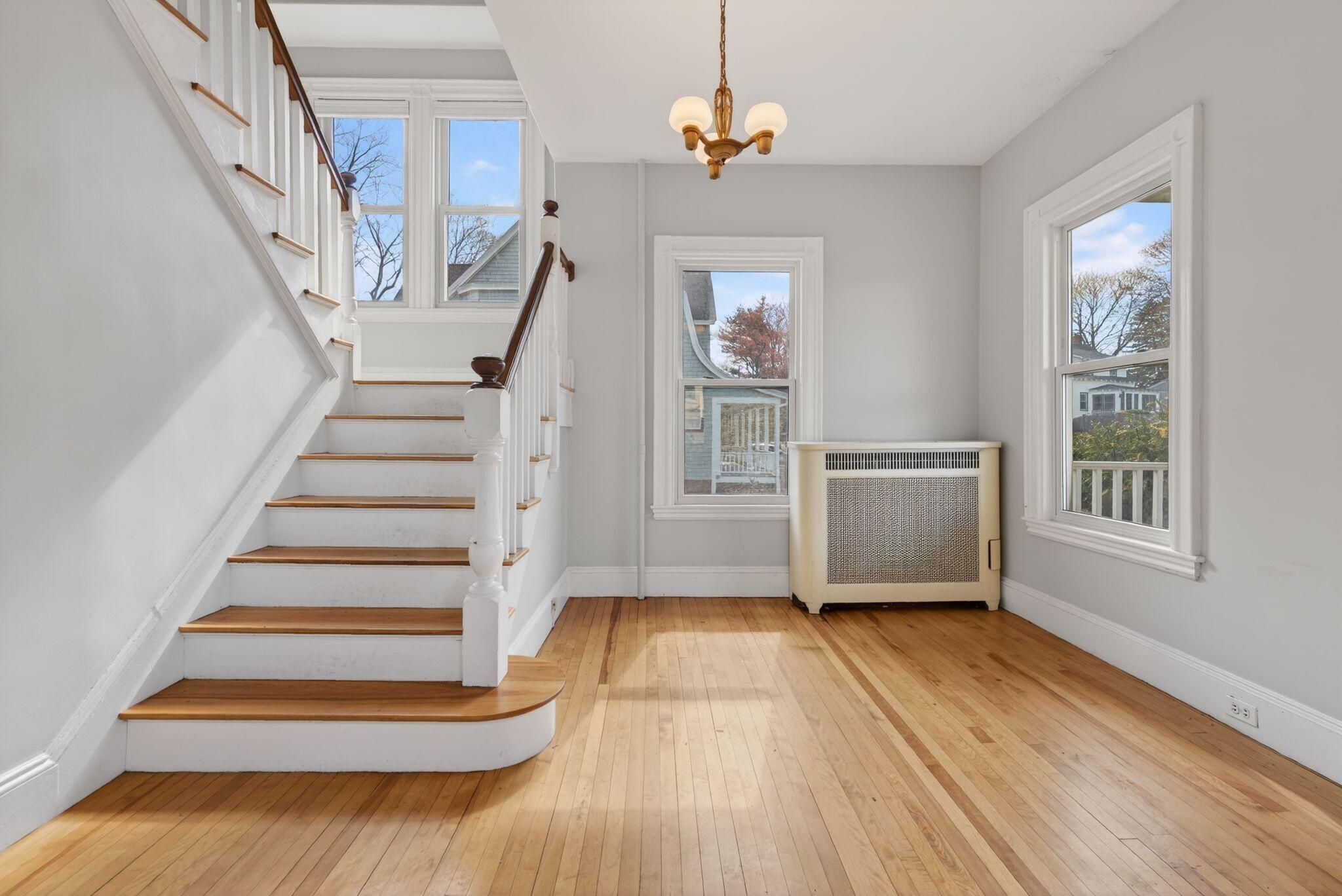 6 Sea View Avenue Cape Elizabeth ME 04107