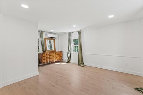 259 Falmouth Road Falmouth ME 04105