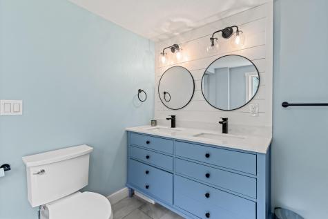 259 Falmouth Road Falmouth ME 04105