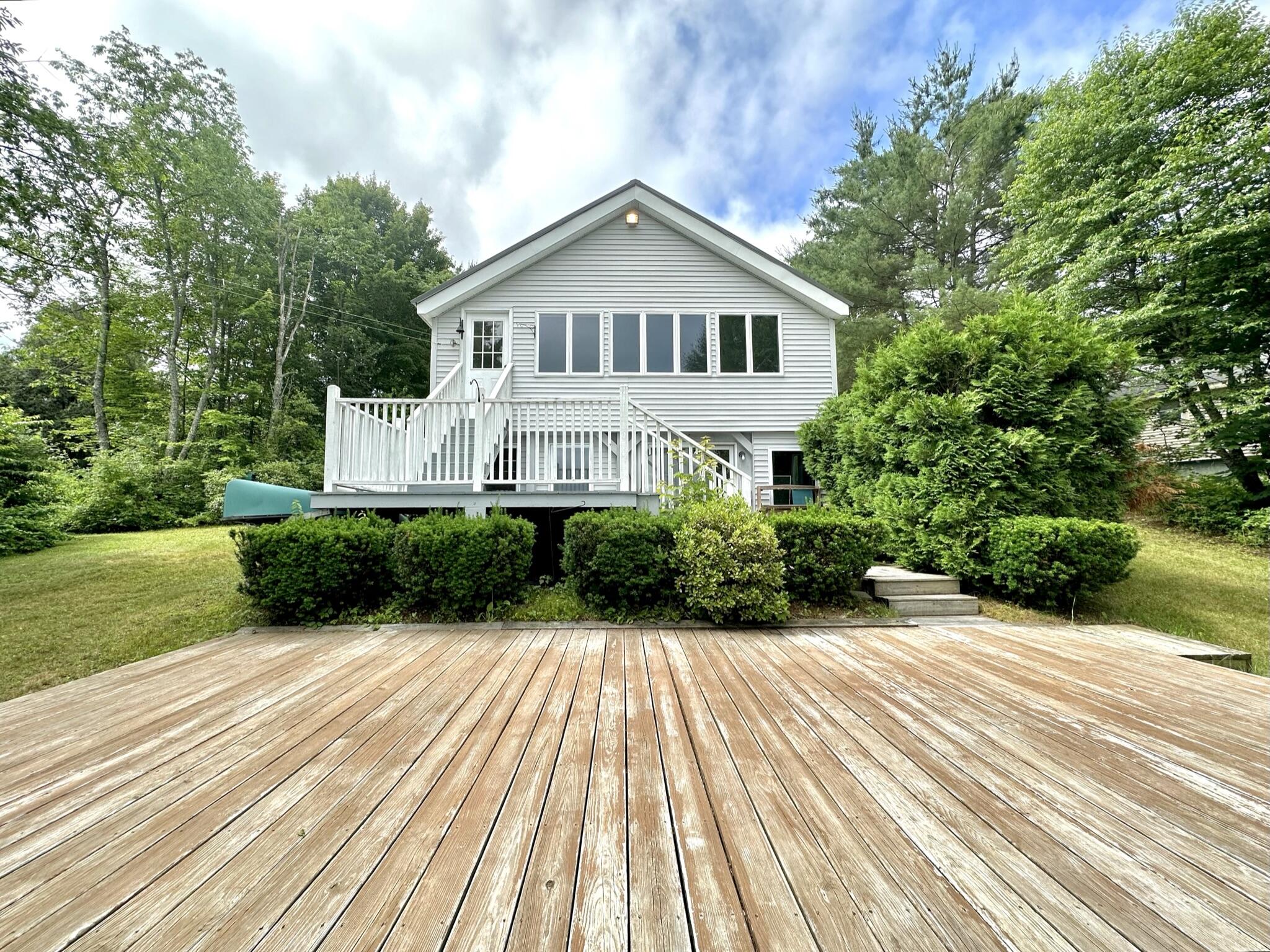 19 Log Cabin Lane Waterboro ME 04087