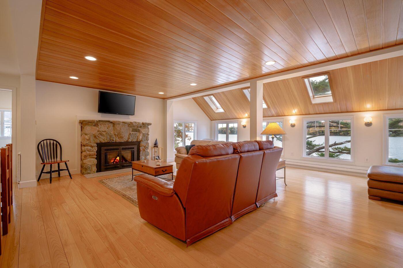 1008 Surry Road Surry ME 04684