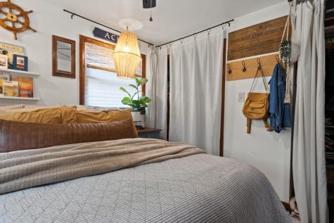 37 Thompson Street Brunswick ME 04011