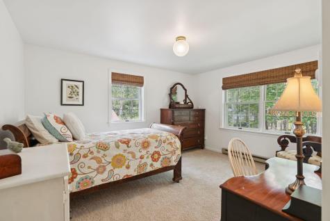 6 Beechwood Lane Falmouth ME 04105